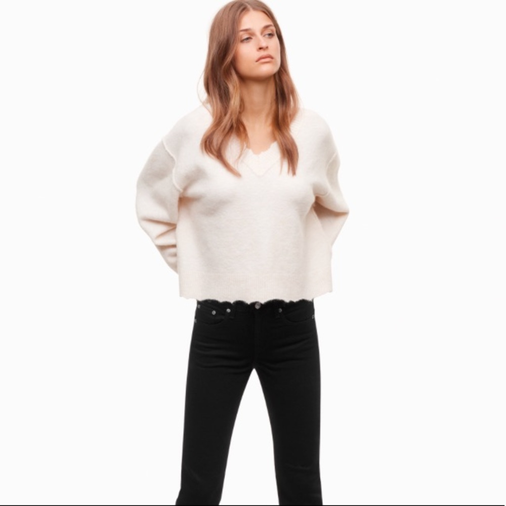 Aritzia Krause knit sweater
